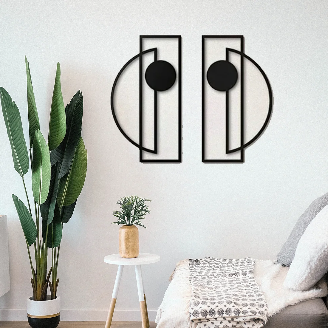 2 Piece Minimalist Metal Wall Decoration